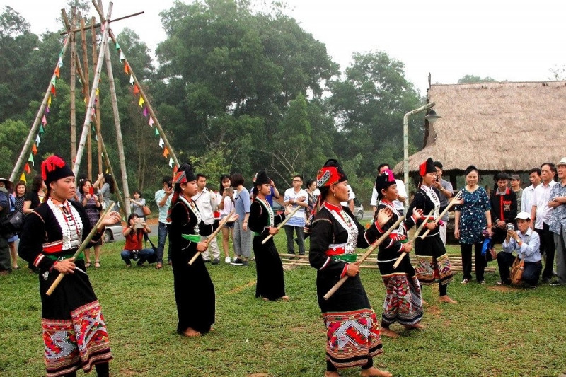 Phát huy tiềm năng du lịch vùng đồng bào dân tộc thiểu số ở Điện Biên