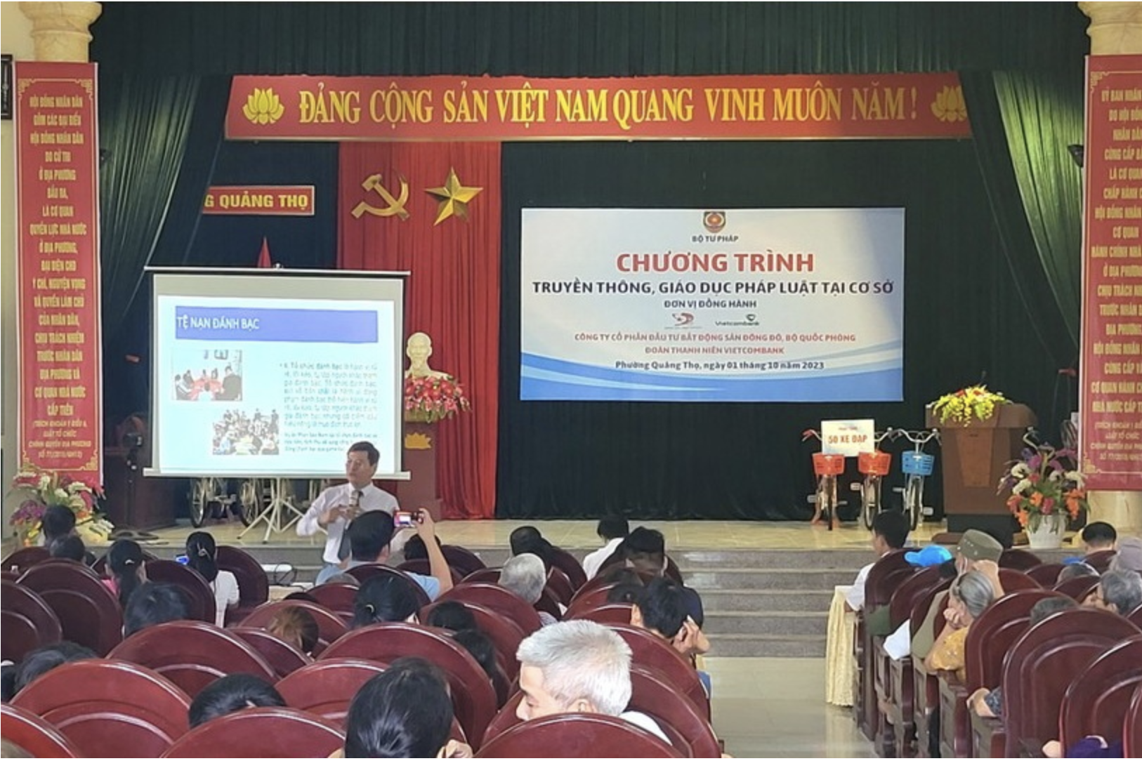 Quảng Thọ: Buổi truyền thông, phổ biến pháp luật thu hút hàng trăm người dân quan tâm