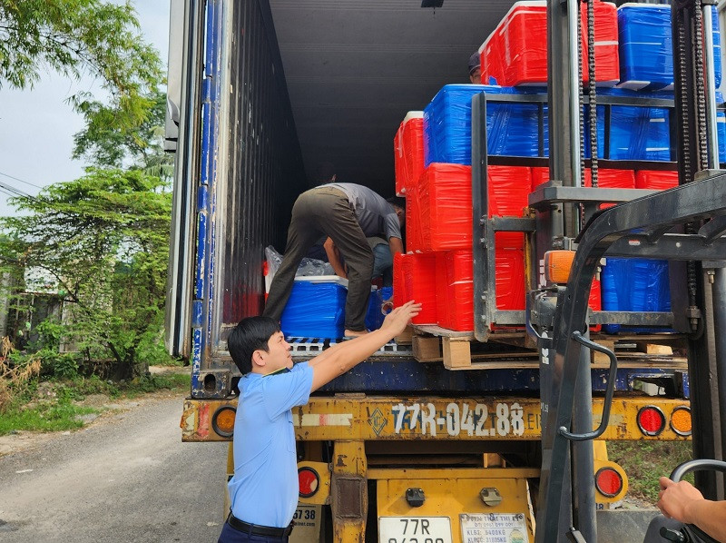 Cơ quan chức năng tạm giữ số cá khoai không rõ nguồn gốc, xuất xứ.