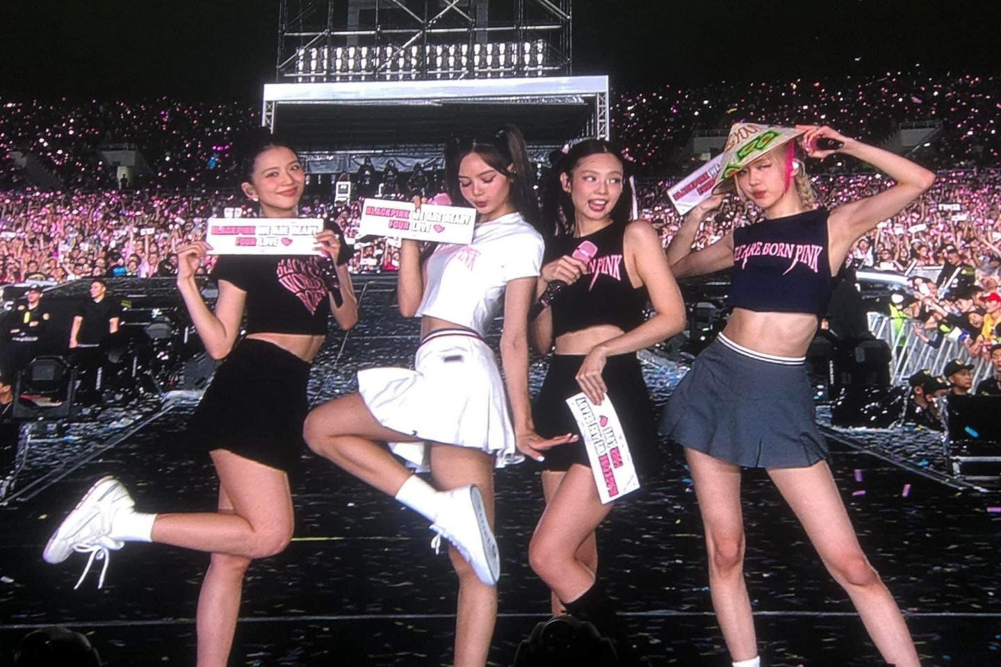 Touring Data reveals revenue of Blackpink’s Hanoi concerts