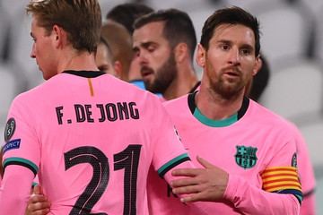 Barca sắp đề nghị hợp đồng De Jong, Messi ao ước cũng không có