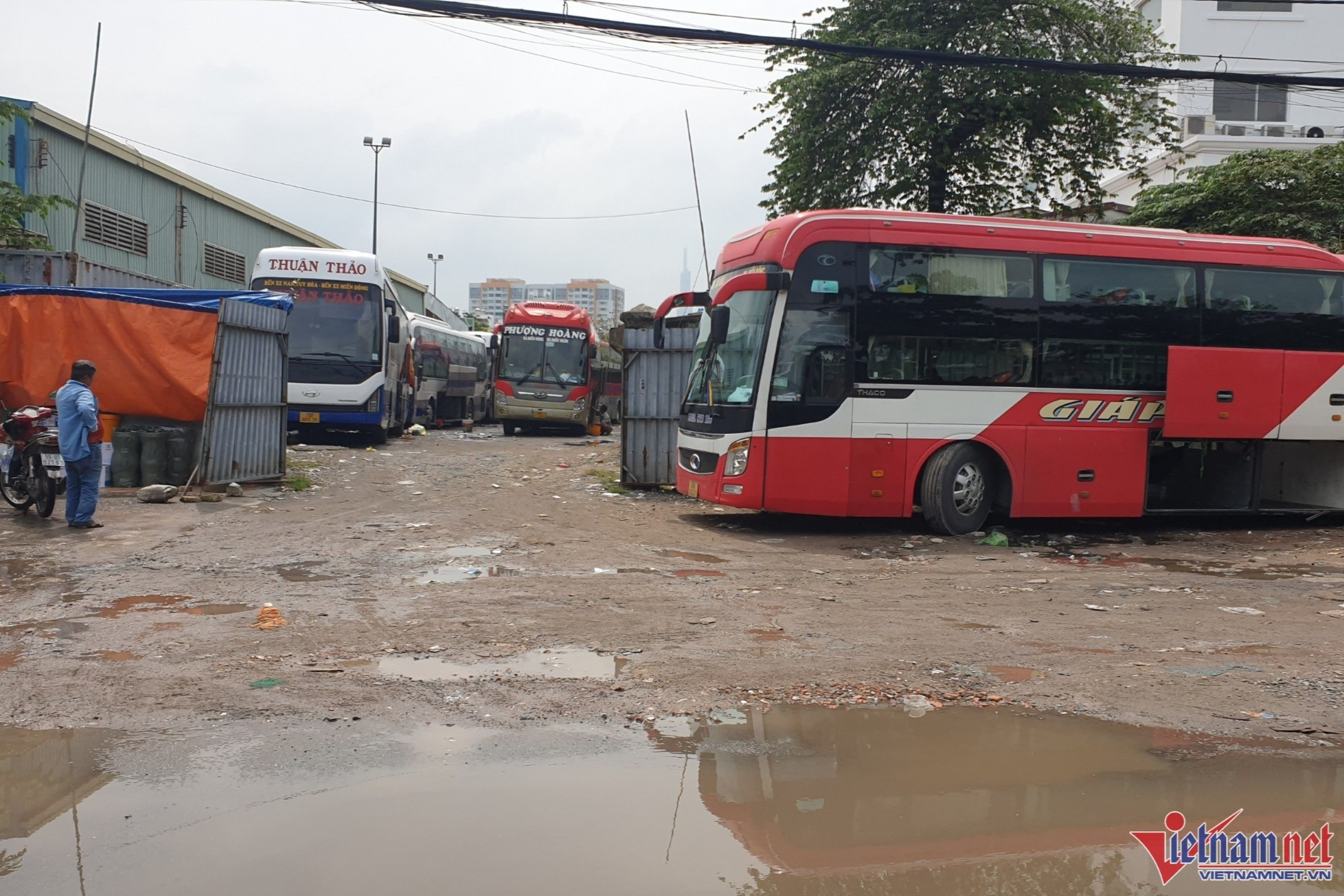 Đề nghị thu hồi phù hiệu, tuyến vận tải hành khách của 79 nhà xe ở TP.HCM