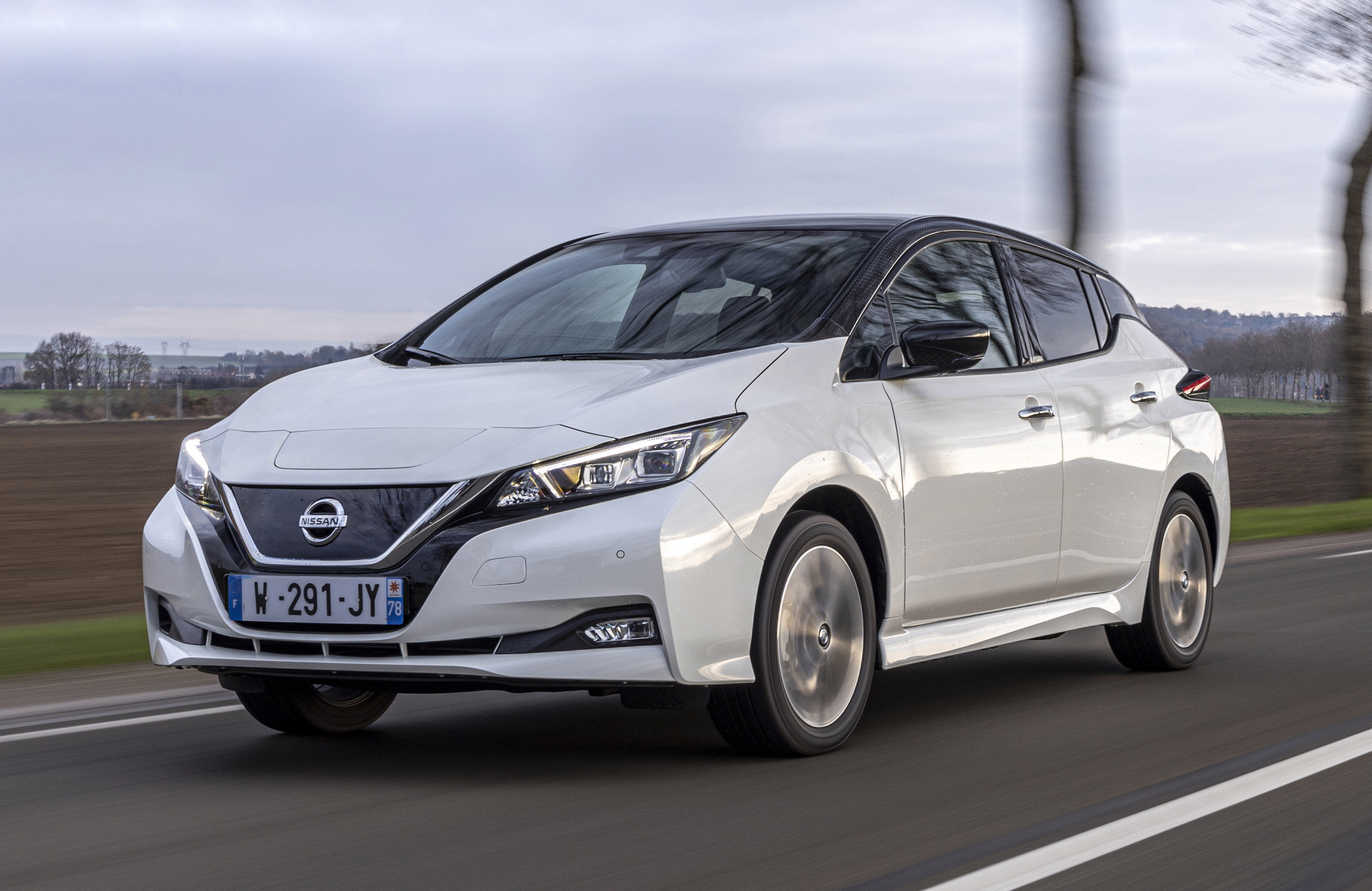 Nissan Leaf là xe ô tô điện rẻ nhất tại Mỹ