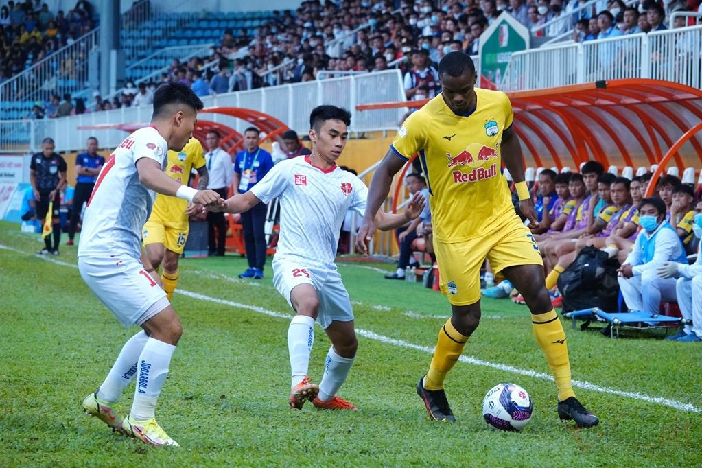 Lịch thi đấu bóng đá hôm nay 20/10/2023: Khai màn V-League mùa giải mới