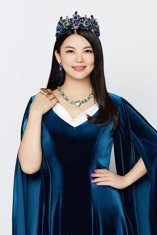 MC giàu nhất Trung Quốc với hơn 70 căn nhà, sống như bà hoàng ảnh 5