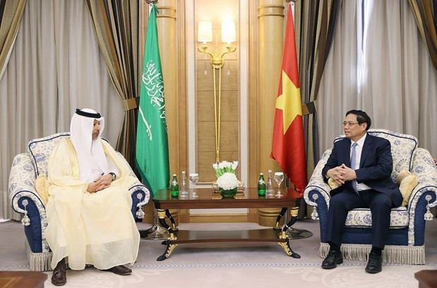 PM attends Vietnam-Saudi Arabia Business Forum in Riyadh