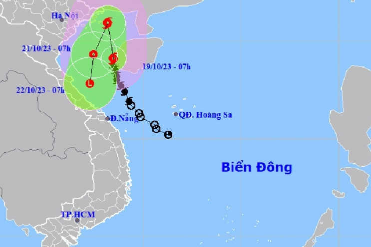 Storm Sanba enters Gulf of Tonkin