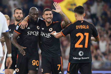 Lukaku, Dybala 'giải cứu' Roma và HLV Mourinho