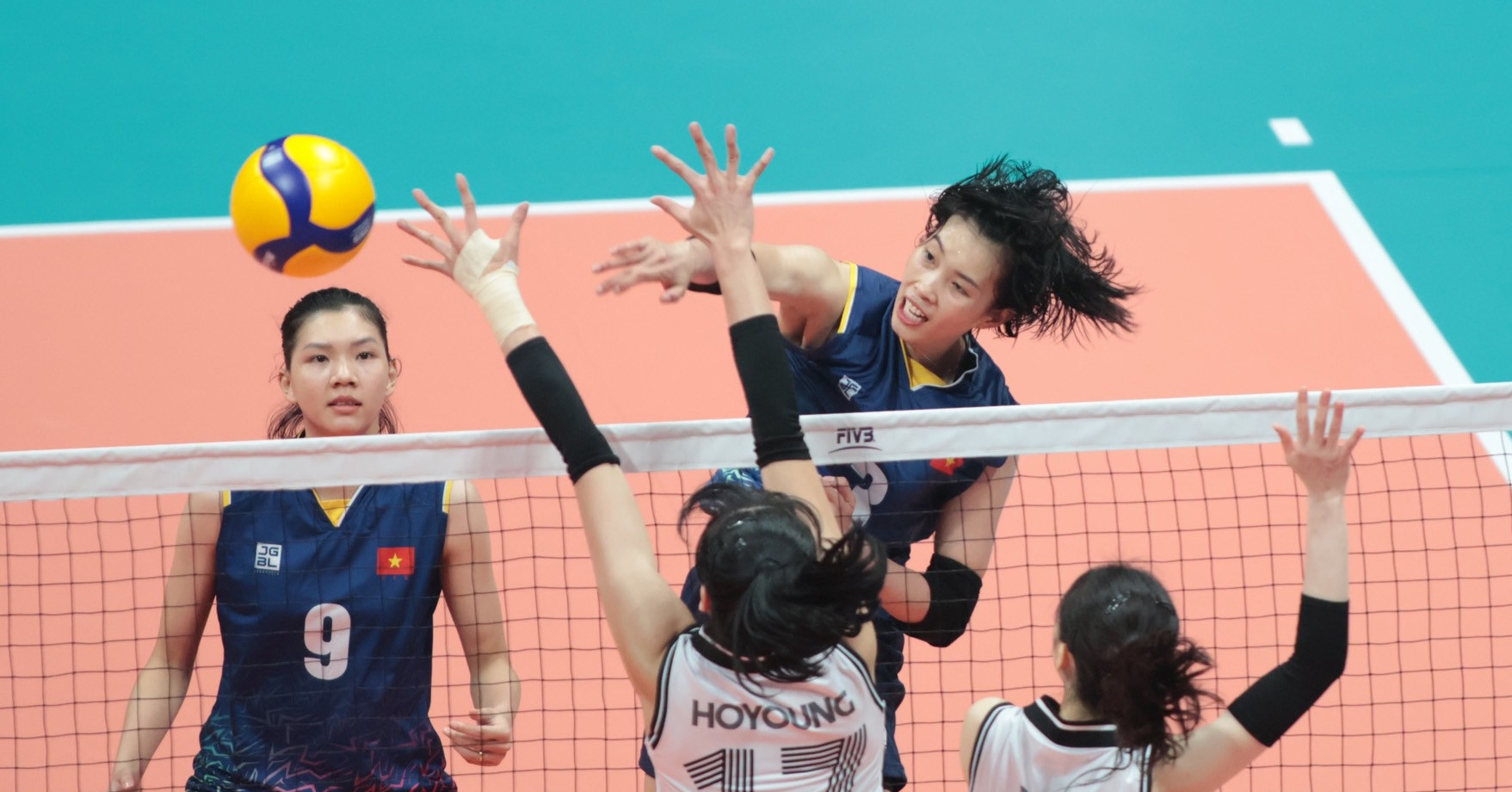 Vietnam’s women volleyball team enter quarter-finals of Asian Games