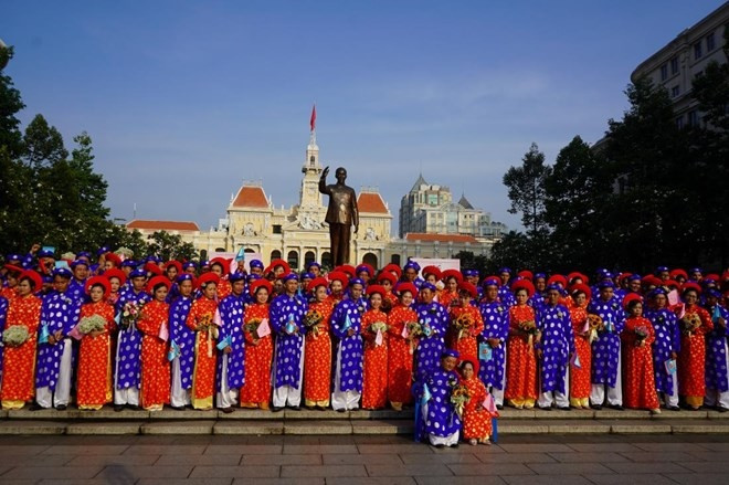 ho chi minh city holds mass wedding for 82 couples on women s day picture 1