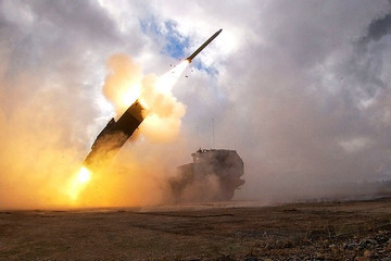 Mỹ sẽ thường xuyên gửi tên lửa ATACMS cho Kiev, Nga bắn hạ tiêm kích Ukraine