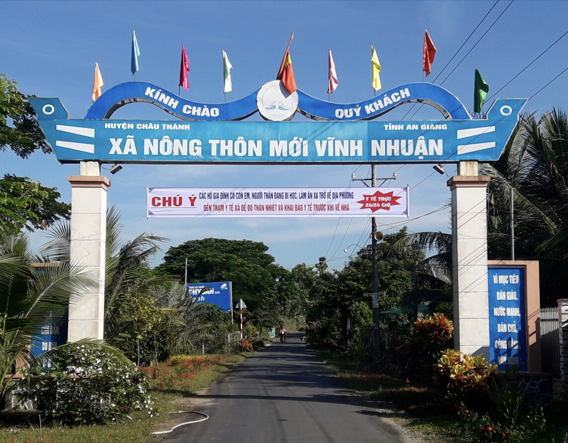 Kiểm tra tình hình thực hiện chỉ tiêu môi trường ở Vĩnh Nhuận