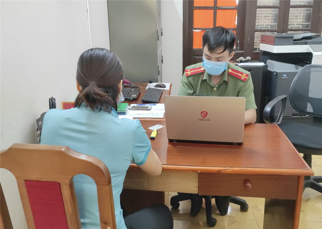 Bên cạnh tấn công trấn áp mạnh tội phạm mua bán người, Công an tăng cường tuyên truyền, cảnh báo