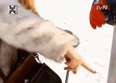 Cô gái gây phẫn nộ vì sợ xấu, không tẩy trang suốt hai năm - 4