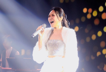 Nước mắt của Xuân Định K.Y, Mỹ Tâm ho sốt vẫn hát đầy máu lửa ở Vietnam Idol