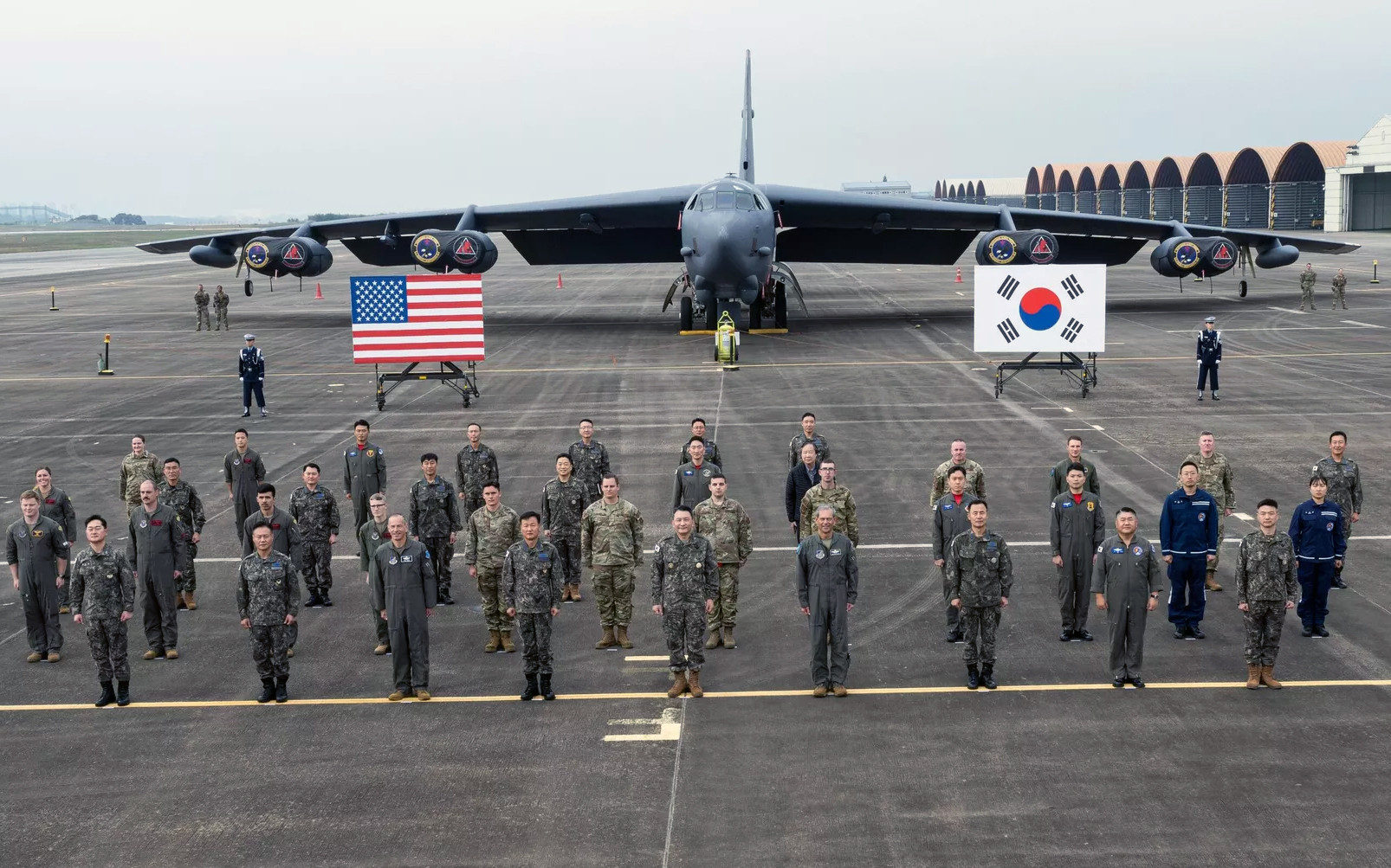 Mỹ, Nhật, Hàn Quốc lần đầu tập trận không quân chung gần bán đảo Triều Tiên