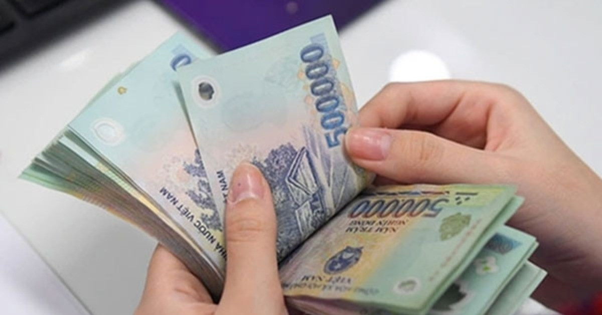 給与改革のための十分なリソース。 ナンバープレート料金を値上げする