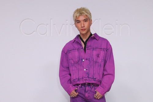 Calvin Klein ra mắt bộ sưu tập mới cùng âm nhạc