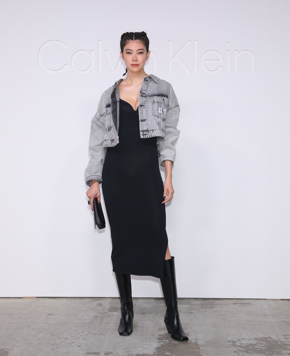 Calvin Klein ra mắt bộ sưu tập mới cùng âm nhạc 