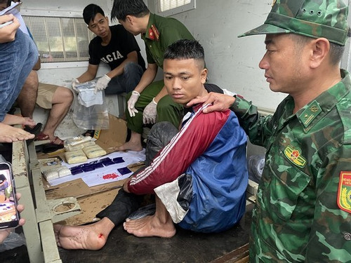 Man arrested for trafficking 18,000 drug pills across Vietnam-Laos border