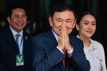 Thái Lan cho phép ông Thaksin tiếp tục điều trị trong bệnh viện