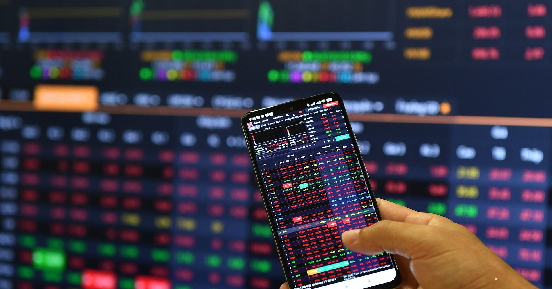 Cash flow to return after week of unexpectedly strong sales