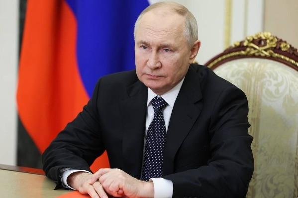Điện Kremlin bác tin đồn ông Putin phải sử dụng người đóng thế