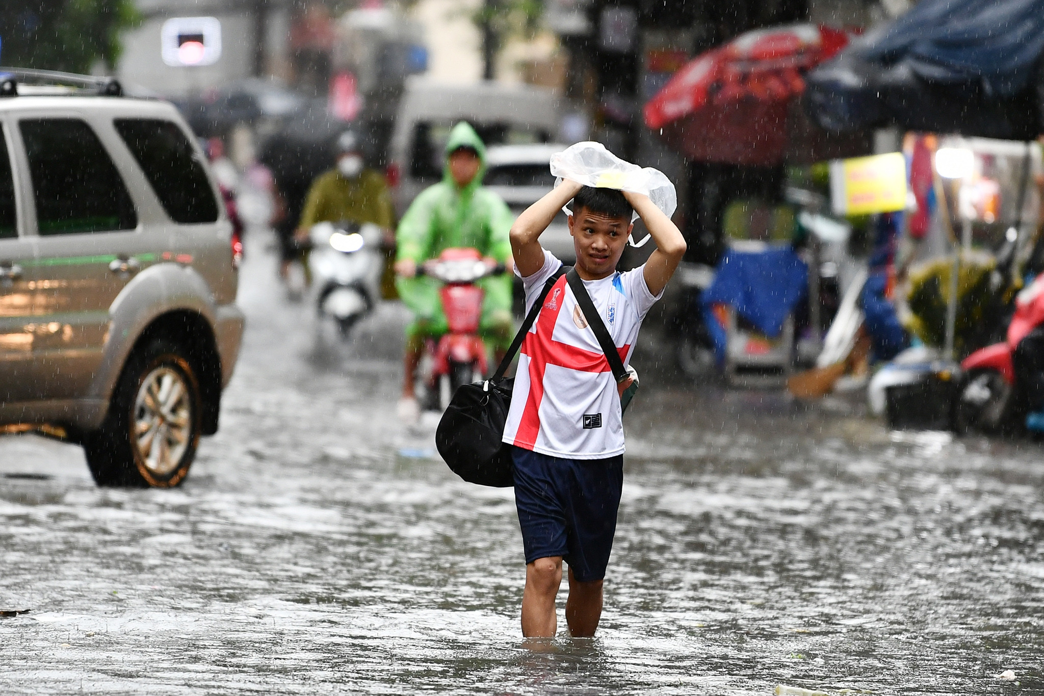 Dự báo thời tiết 24/10/2023: Miền Bắc tăng nhiệt, miền Trung mưa lớn