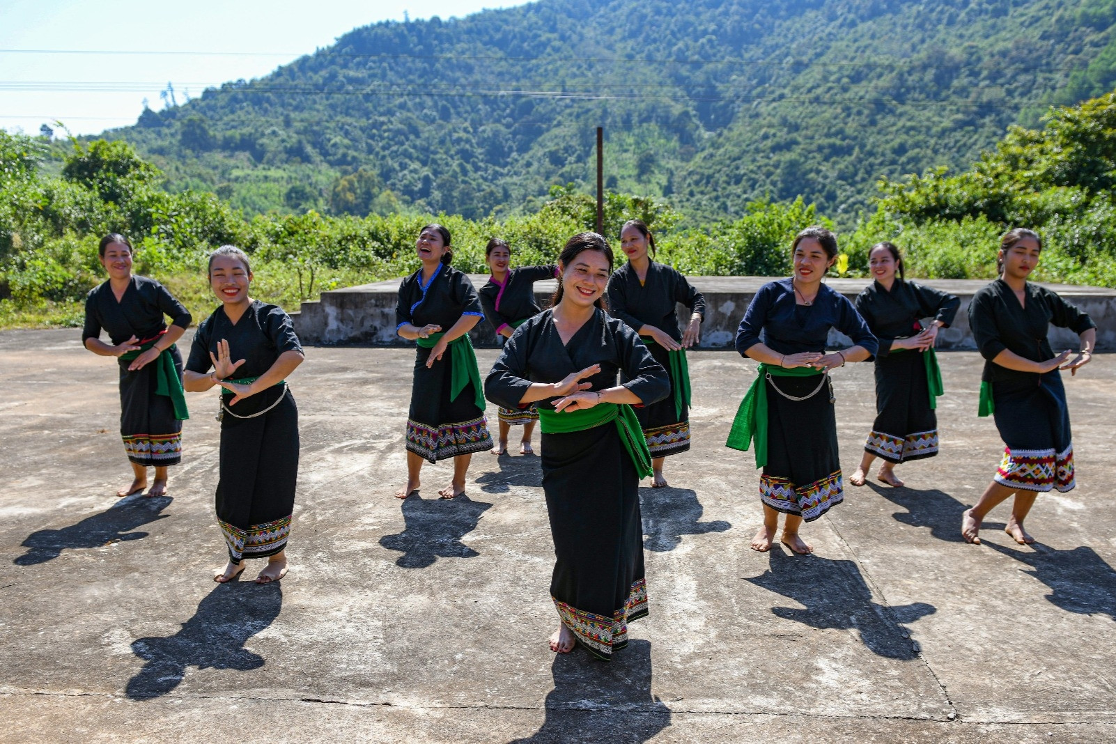 Ngày hội Văn hóa các dân tộc có số dân dưới 1 vạn người