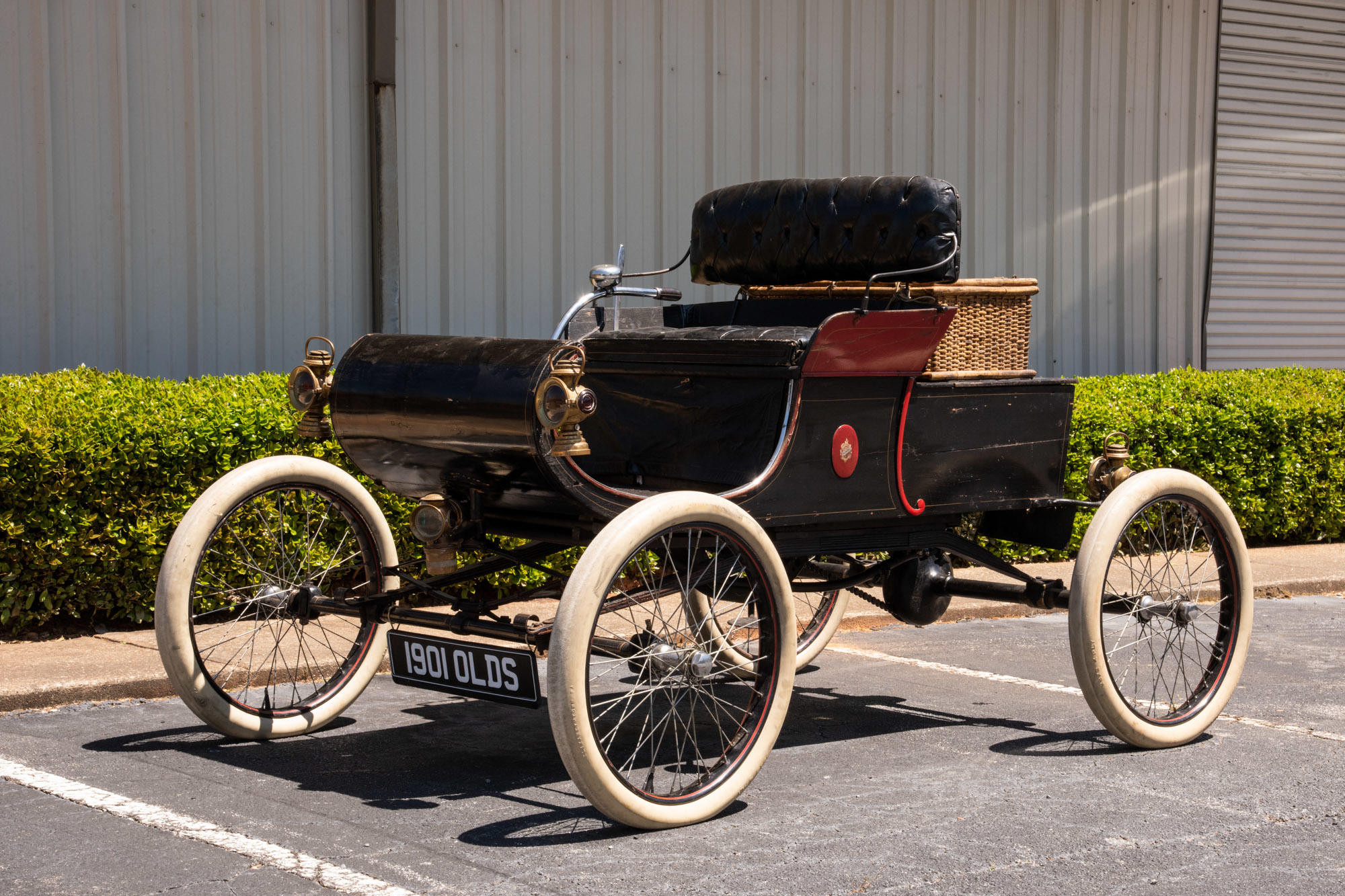 oldsmobile model r.jpg