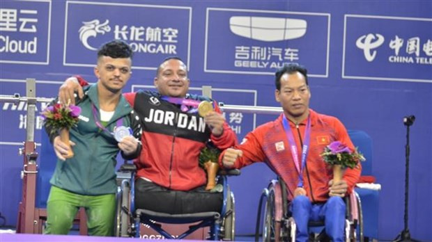 Vietnam secures first medal at Asian Para Games 2023 hinh anh 1