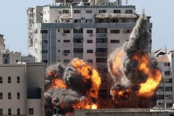 Israel tấn công vào các vị trí quân sự, 15 binh sĩ Syria thương vong