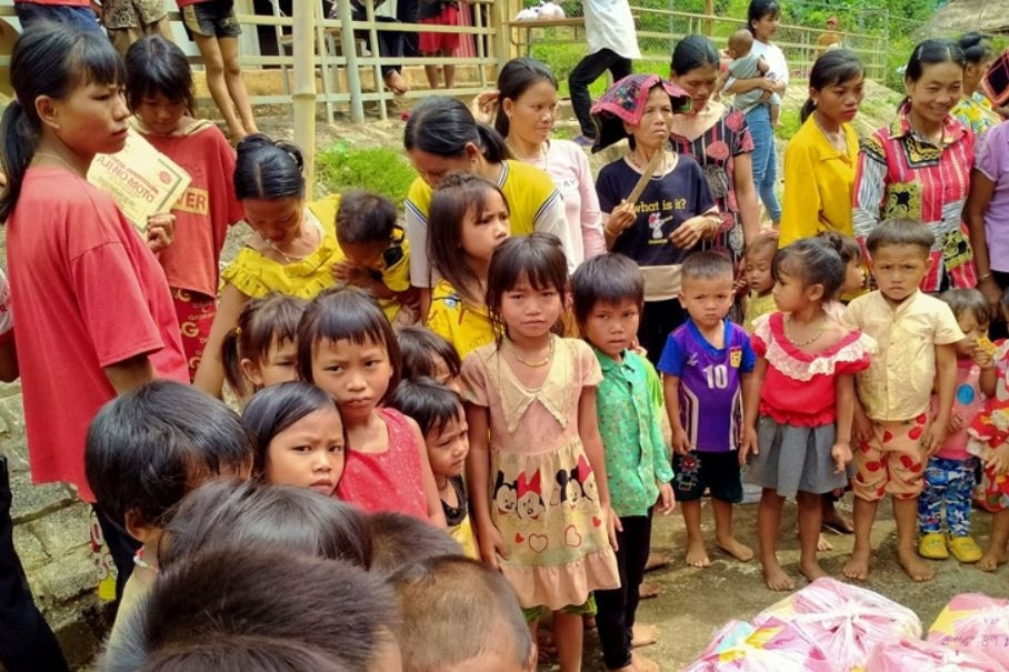 Nhóm dân tộc thiểu số rất ít người còn khó khăn về điều kiện dinh dưỡng