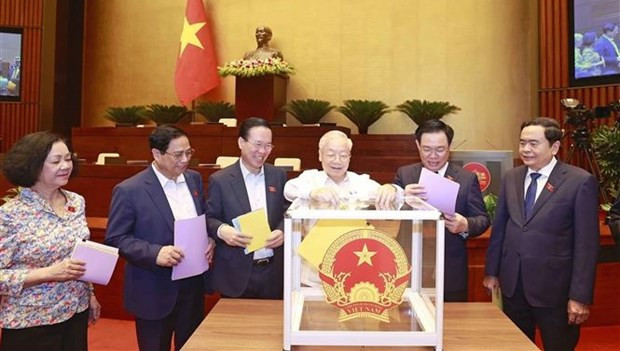 Parliament holds vote of confidence on 44 officials hinh anh 1