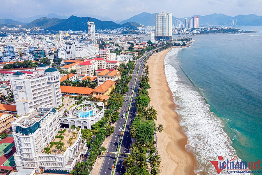 Resort real estate selling at loss because weak demand