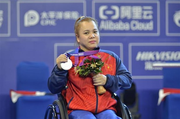 Vietnamese weightlifter secures silver medal at Asian Para Games 2023 hinh anh 1