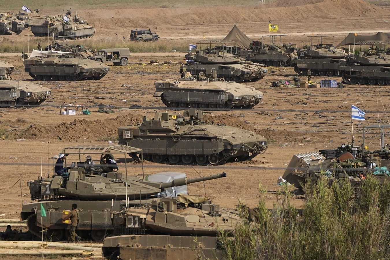 Israel hoãn chiến dịch trên bộ, Pháp không đưa quân tới Gaza