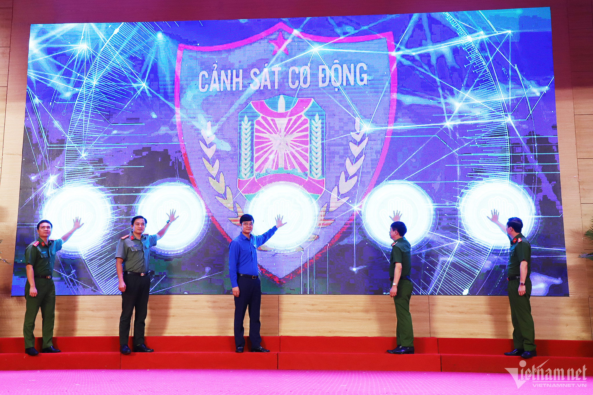 W-le-phat-dong-8-copy-1.jpg