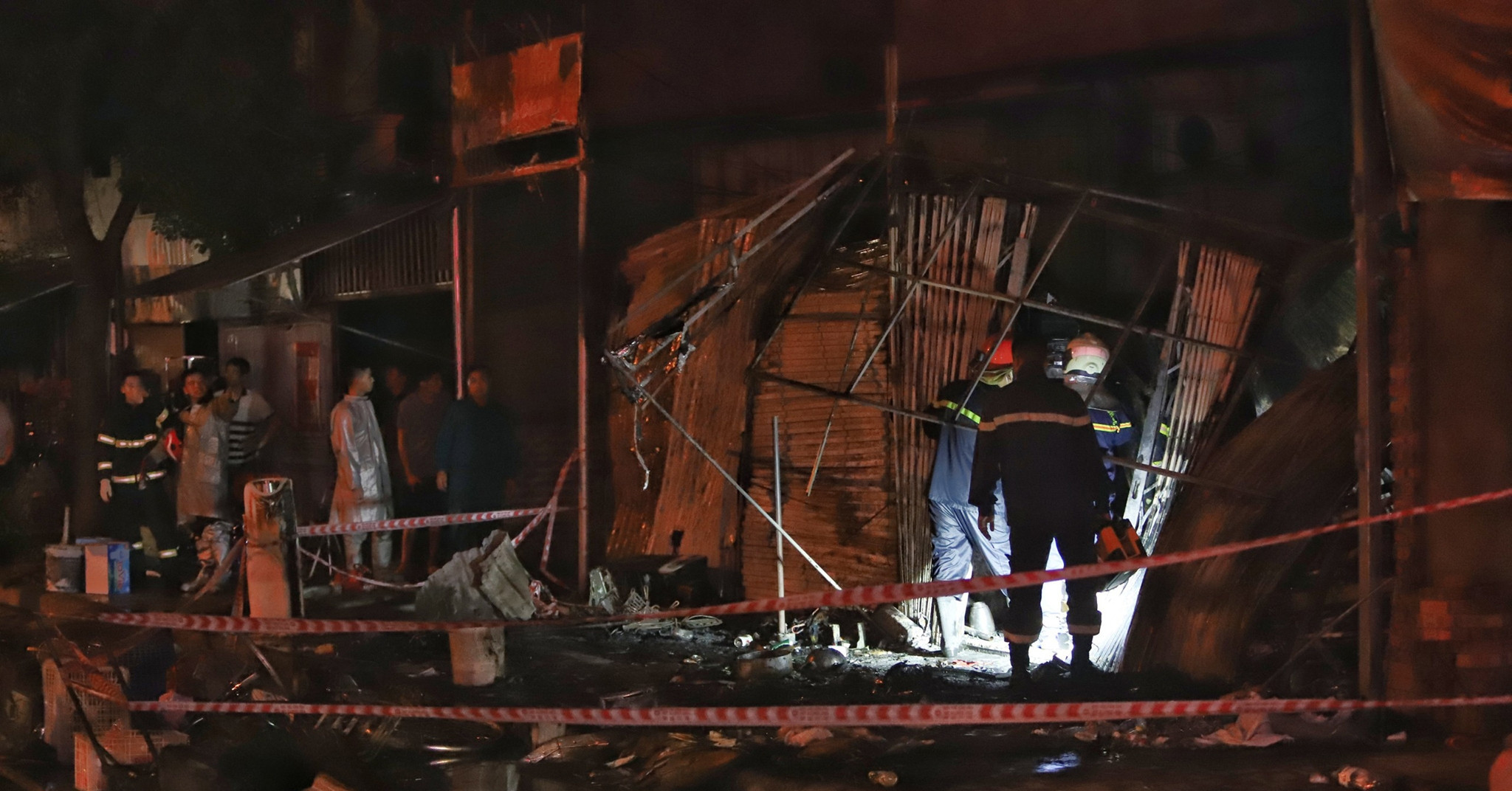 Hanoi: Three People Die In House Fire