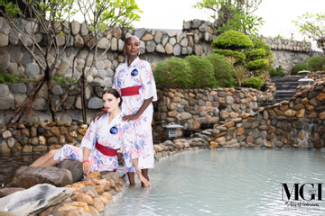 Thí sinh Miss Grand International tắm onsen chuẩn Nhật ở Huế