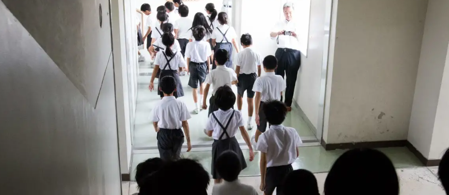 Hàn Quốc và Indonesia xử nghiêm bạo lực học đường, Nhật có bảo hiểm cho nạn nhân