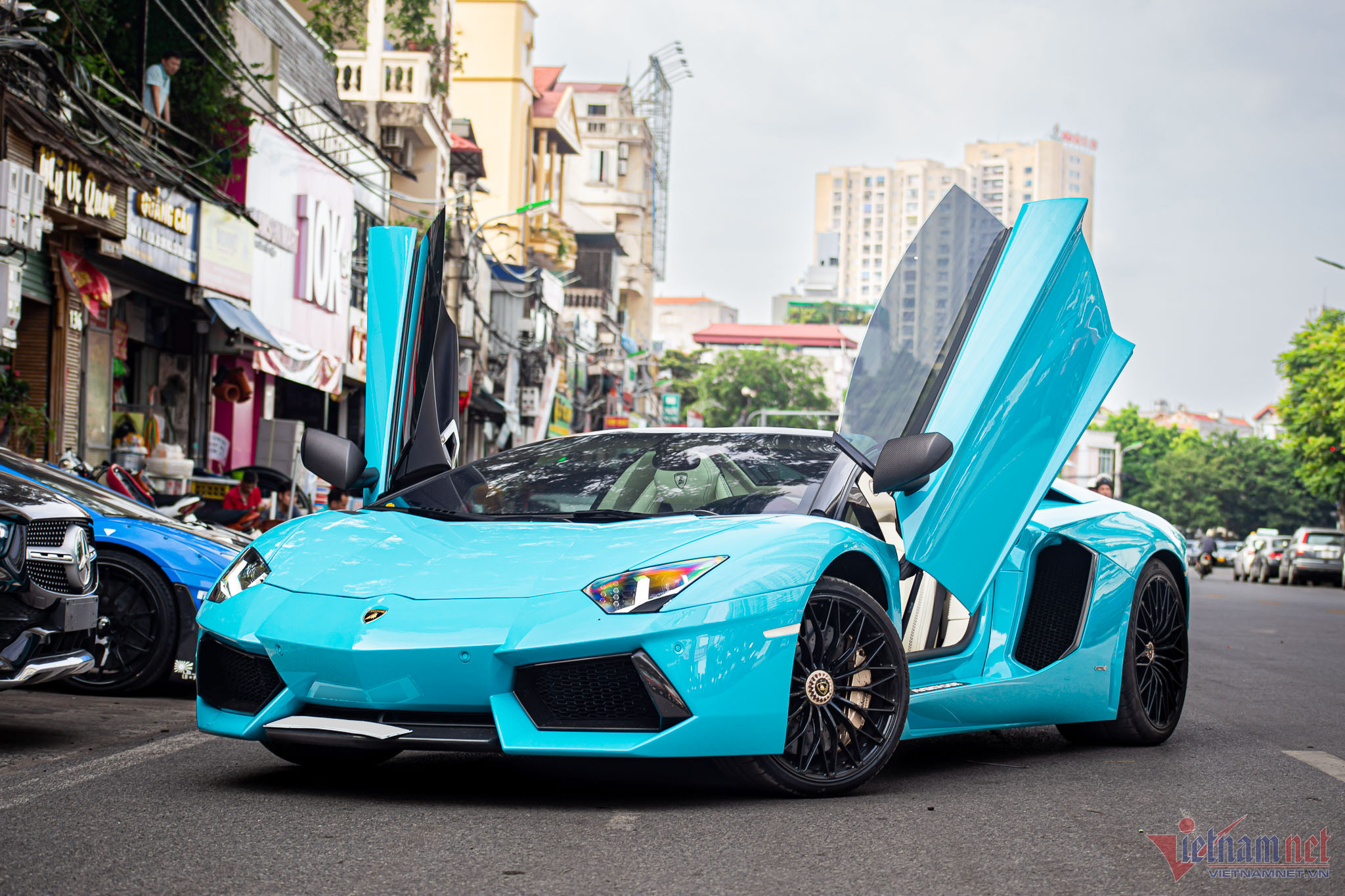 W-aventador-roadster-13-1.jpg