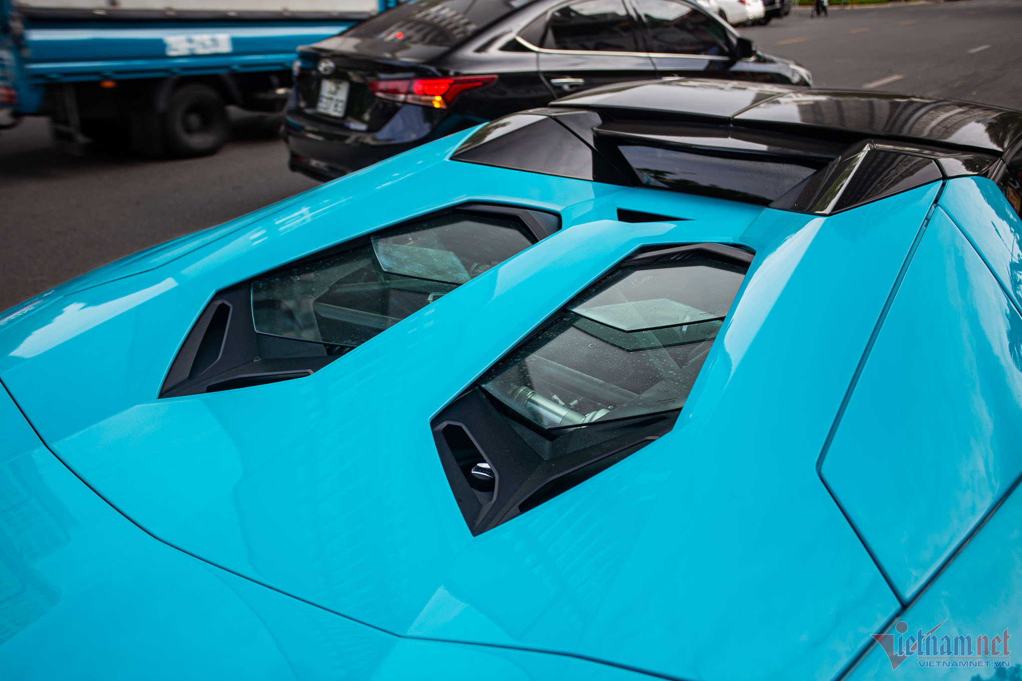 W-aventador-roadster-8-1.jpg