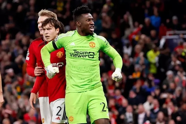 Erik ten Hag thừa nhận về Onana giữa thông tin MU ký lại De Gea