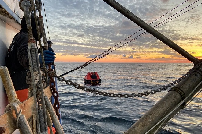 Bí quyết giúp ngư dân sống sót sau 13 ngày lênh đênh trên biển