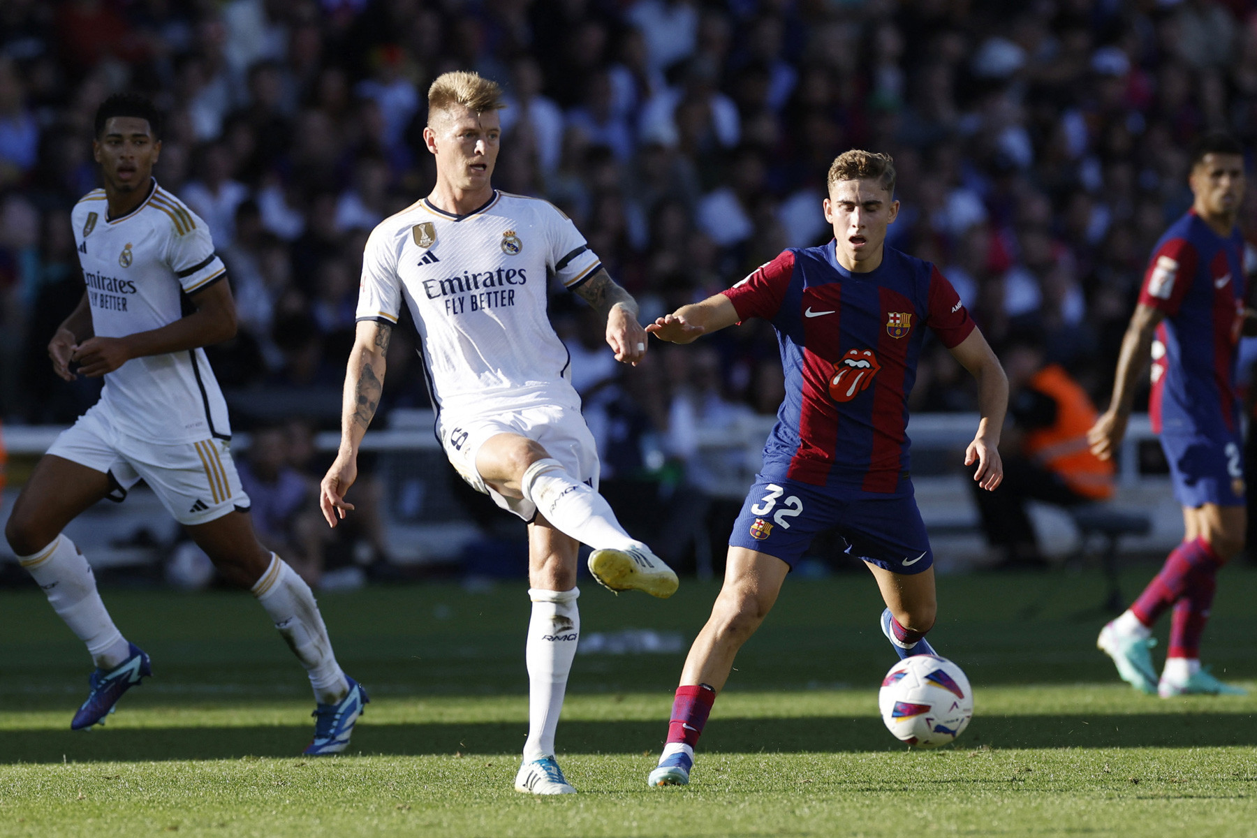 kroos barca real madrid.jpg