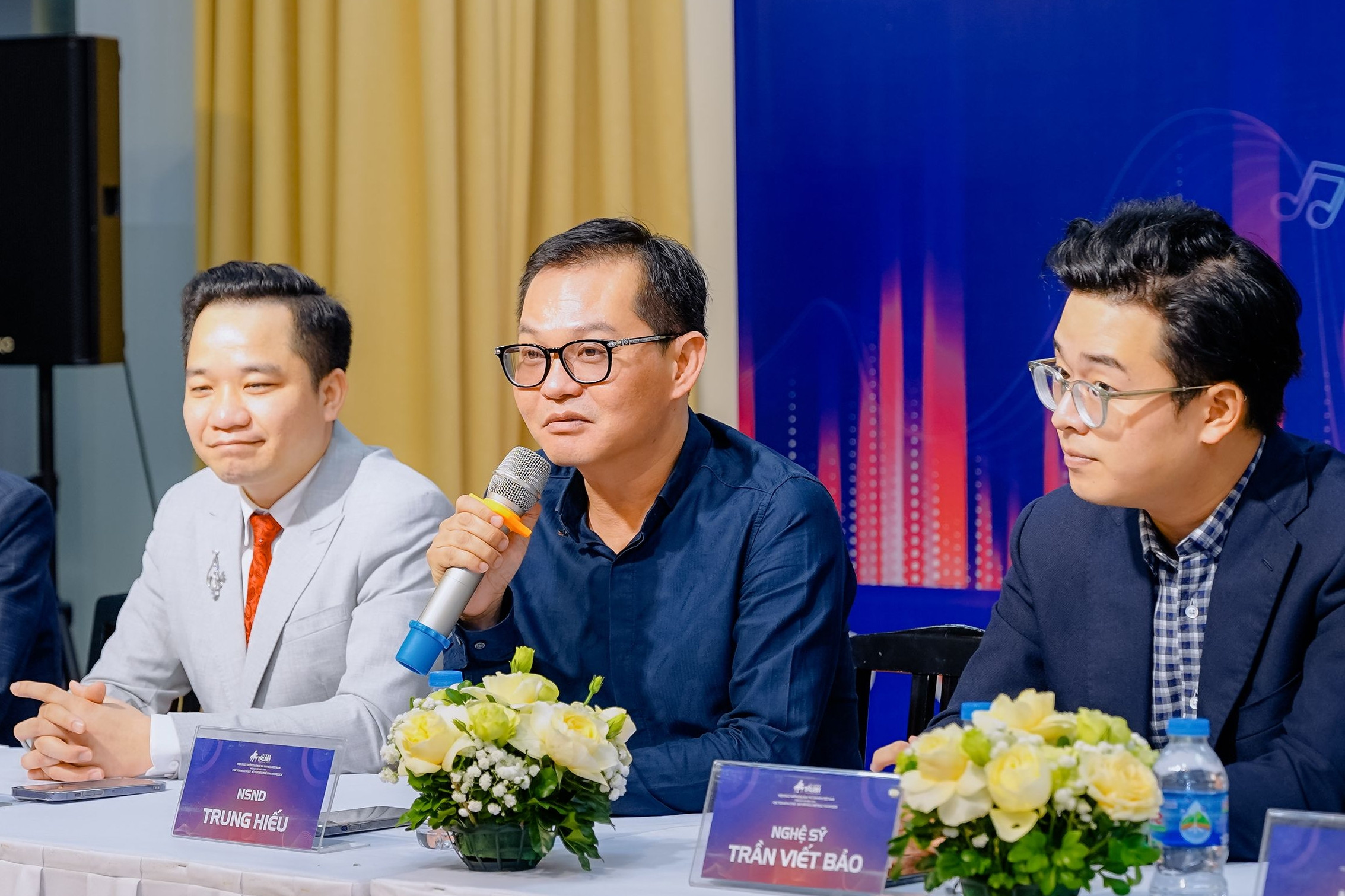 NSND Trung Hiếu ngồi ghế nóng tìm kiếm tài năng piano
