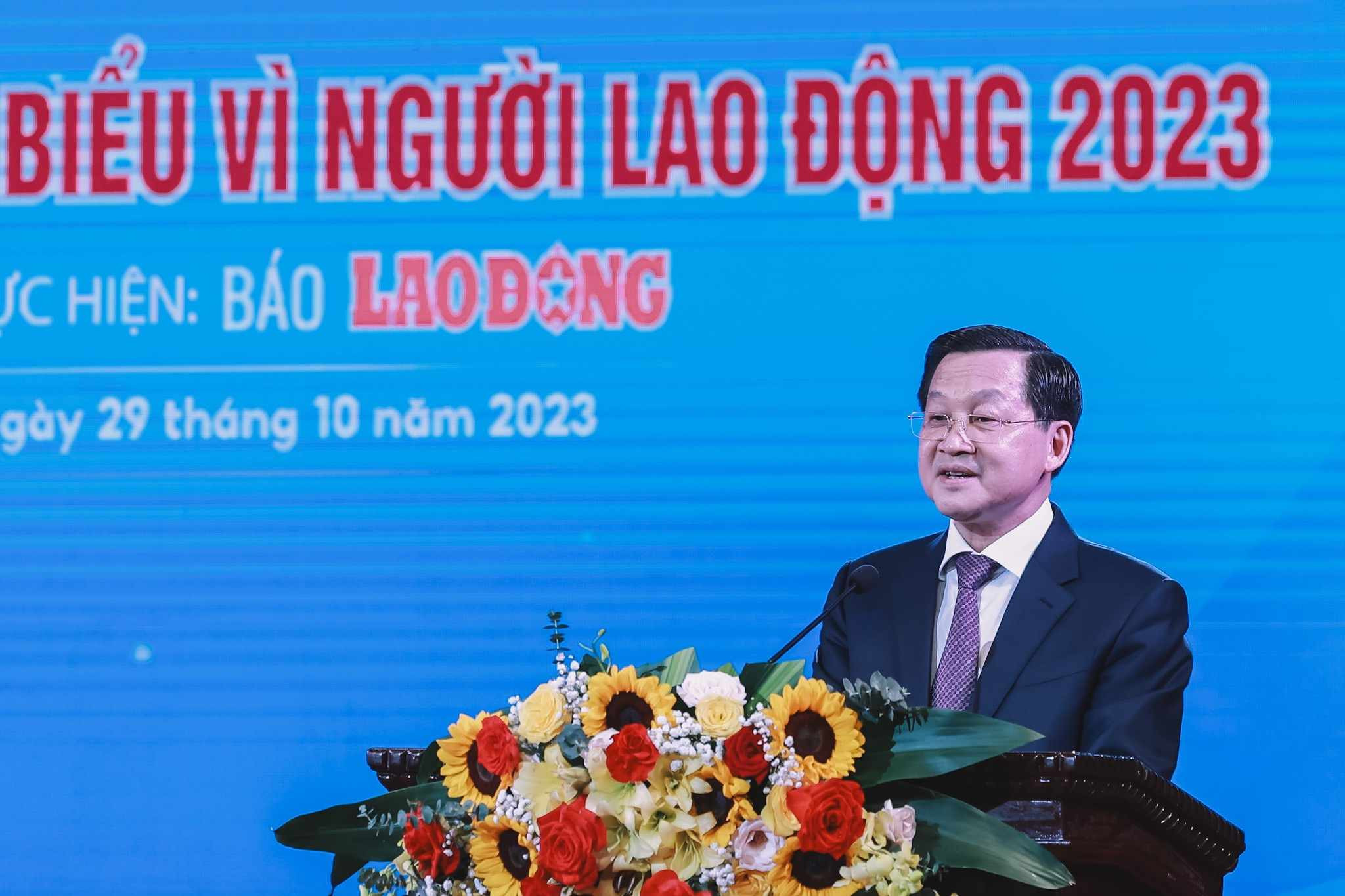 3013 lao động .jpeg