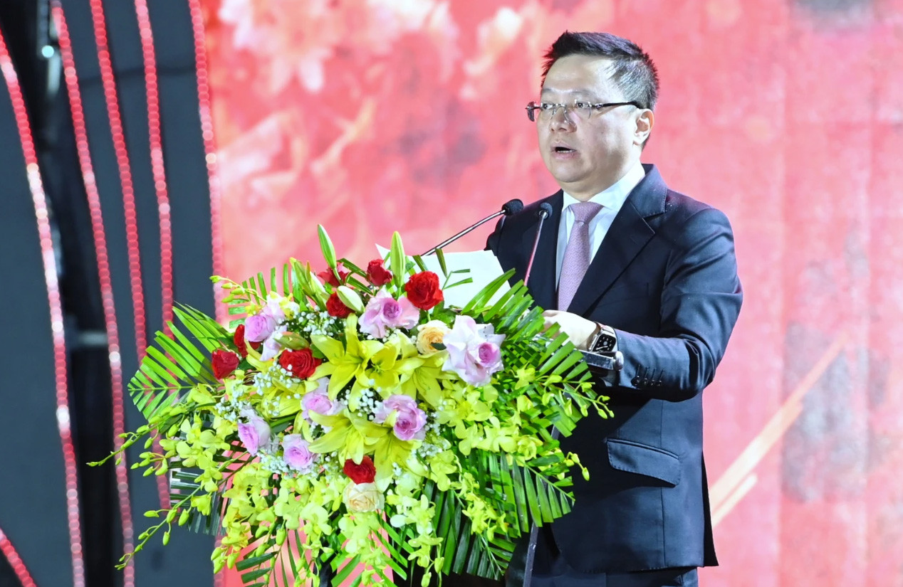 bao nhan dan tbt.jpg