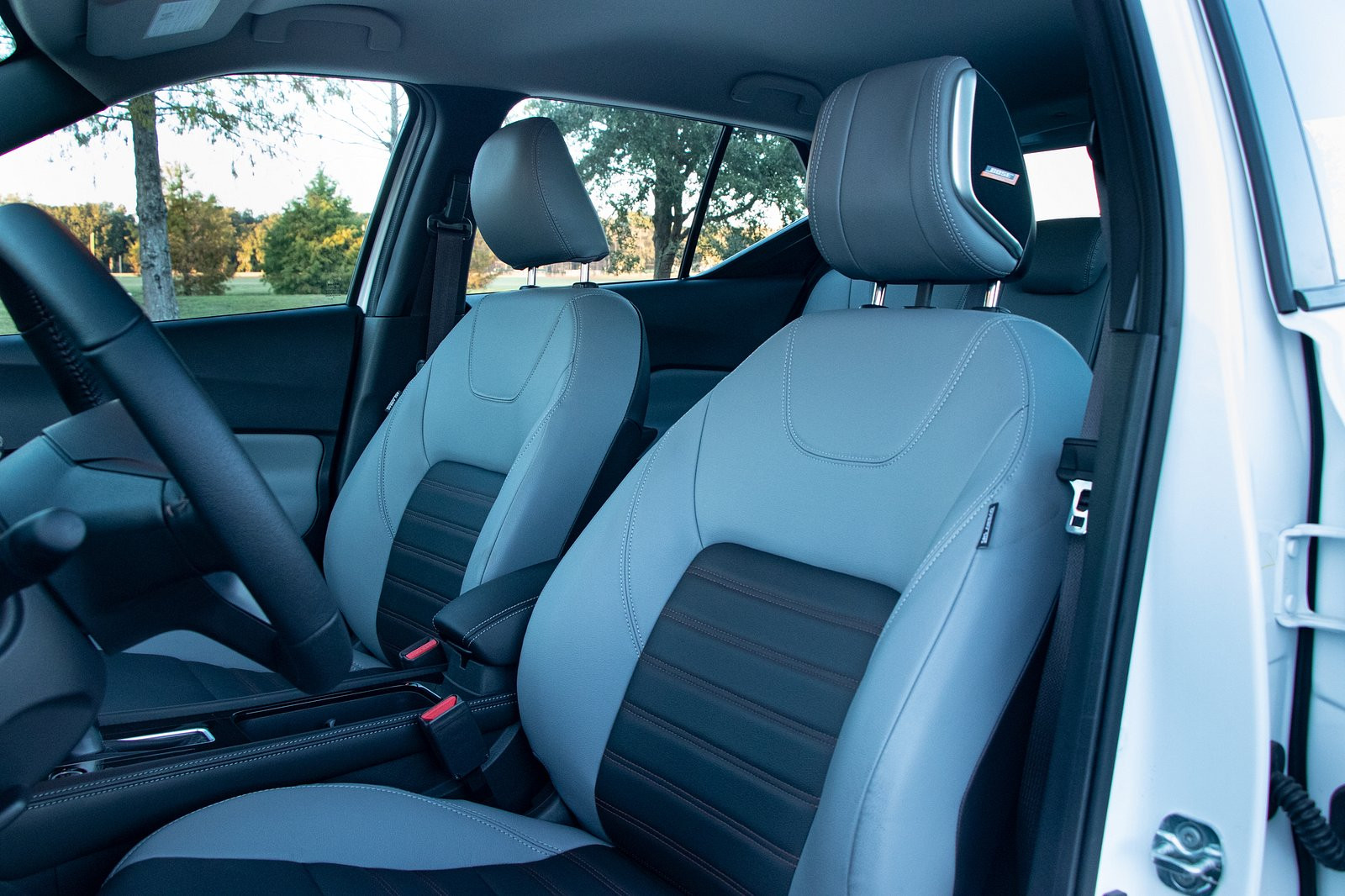 10 hãng xe có hệ thống âm thanh tốt nhất: Rolls-Royce, Porsche đều không có mặt